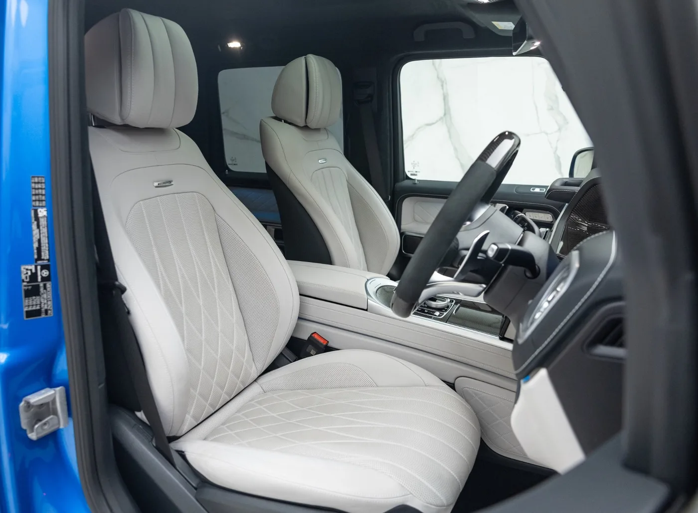 2023 Mercedes-AMG G 63 proposée par un concessionnaire spécialisé à Banstead, Royaume-Uni, photo 14 sur 15