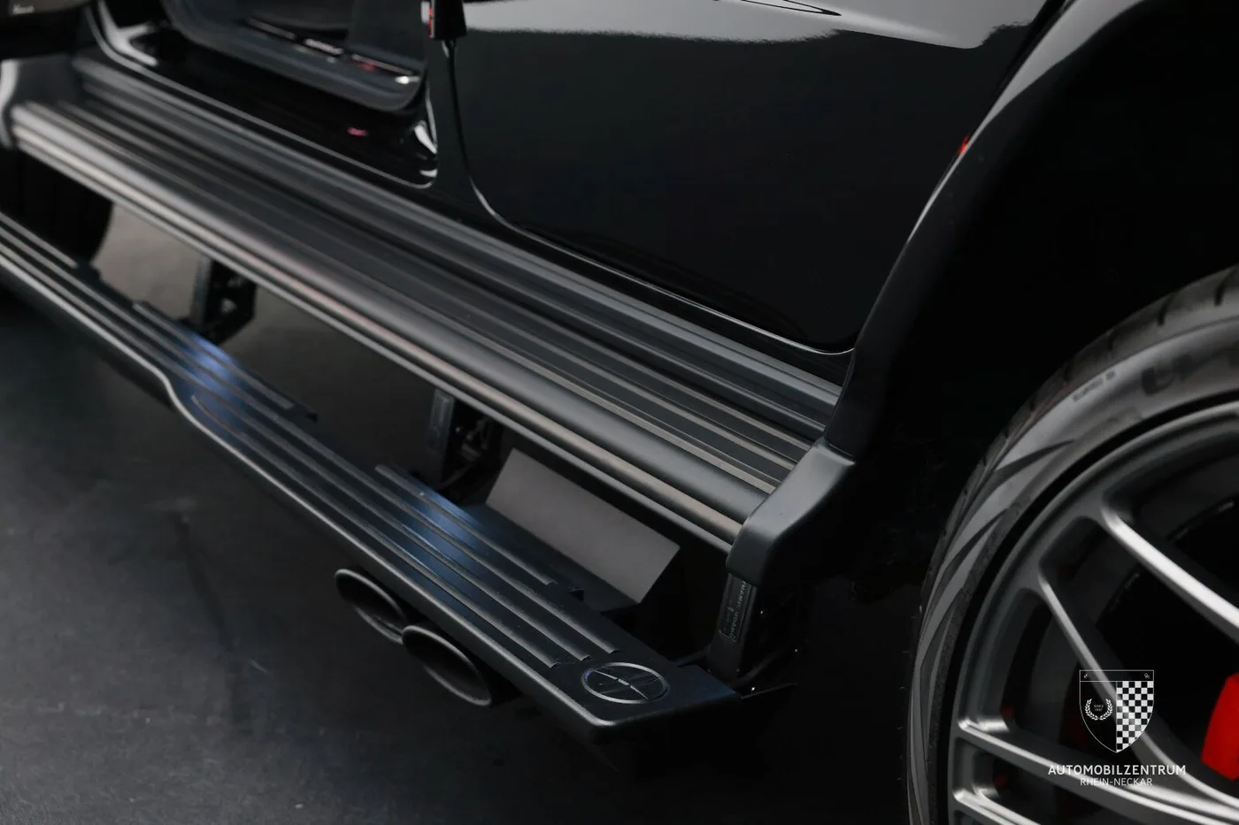 2023 Mercedes-AMG G 63 offered by a supercar dealer in Viernheim, Germany, photo 8 of 25