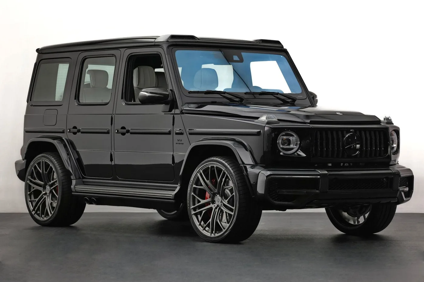 2023 Mercedes-AMG G 63 offered by a supercar dealer in Viernheim, Germany, photo 12 of 25