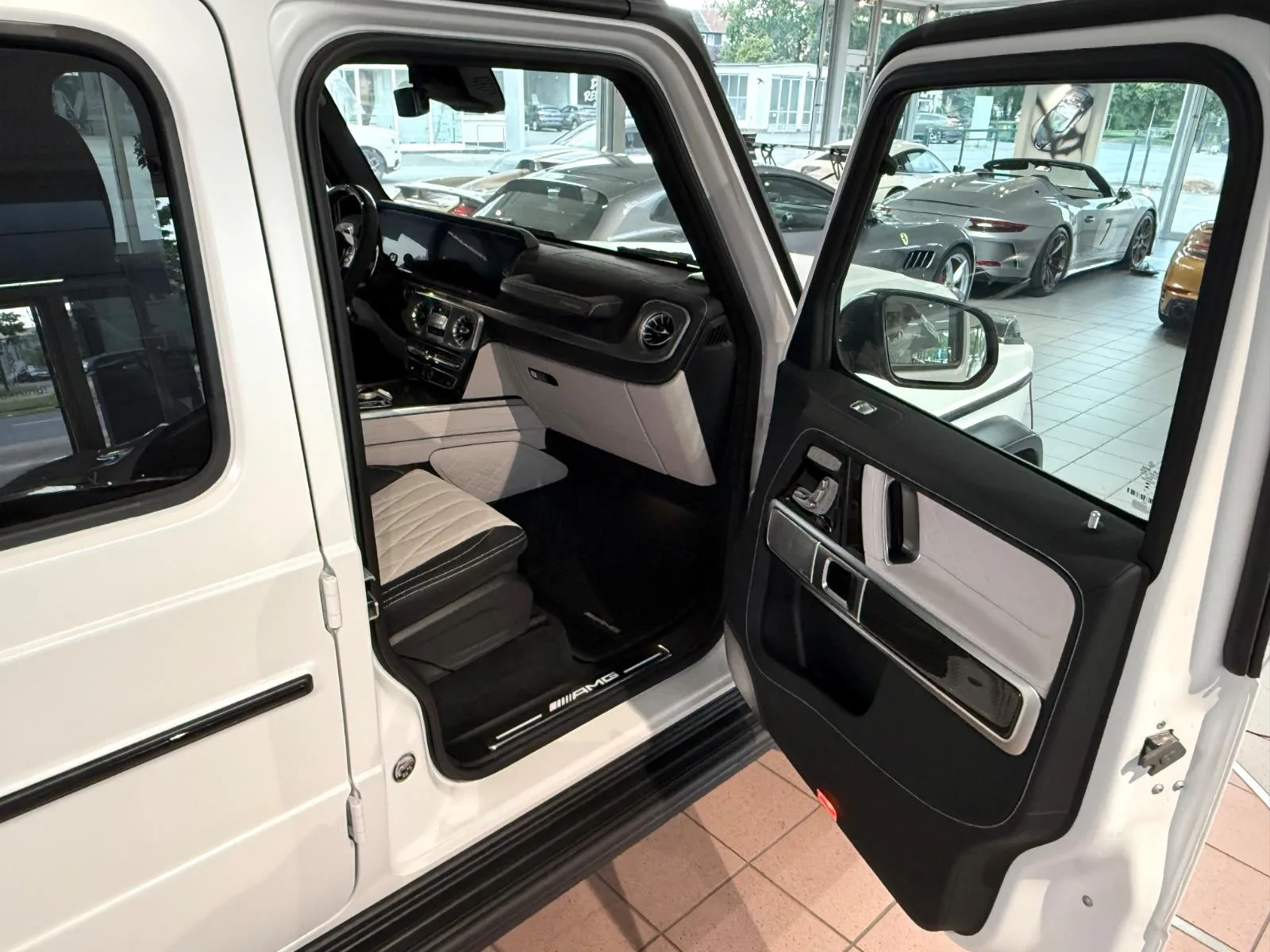 2023 Mercedes-AMG G 63, 16/29