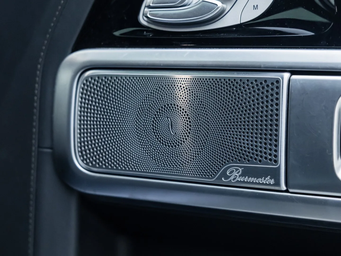 2023 Mercedes-AMG G 63 Carbon Edition, 2/30