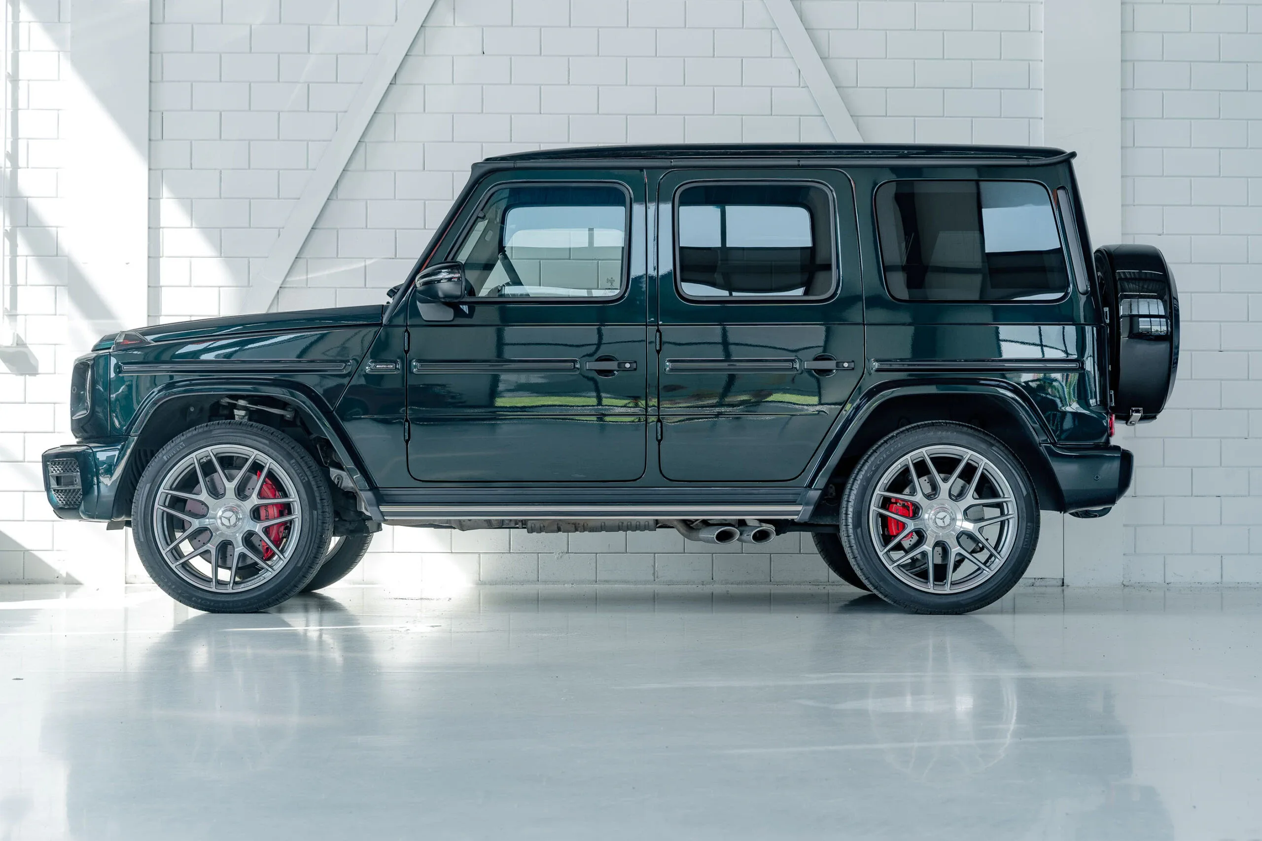 2023 Mercedes-AMG G 63 MANUFAKTUR, 2/30