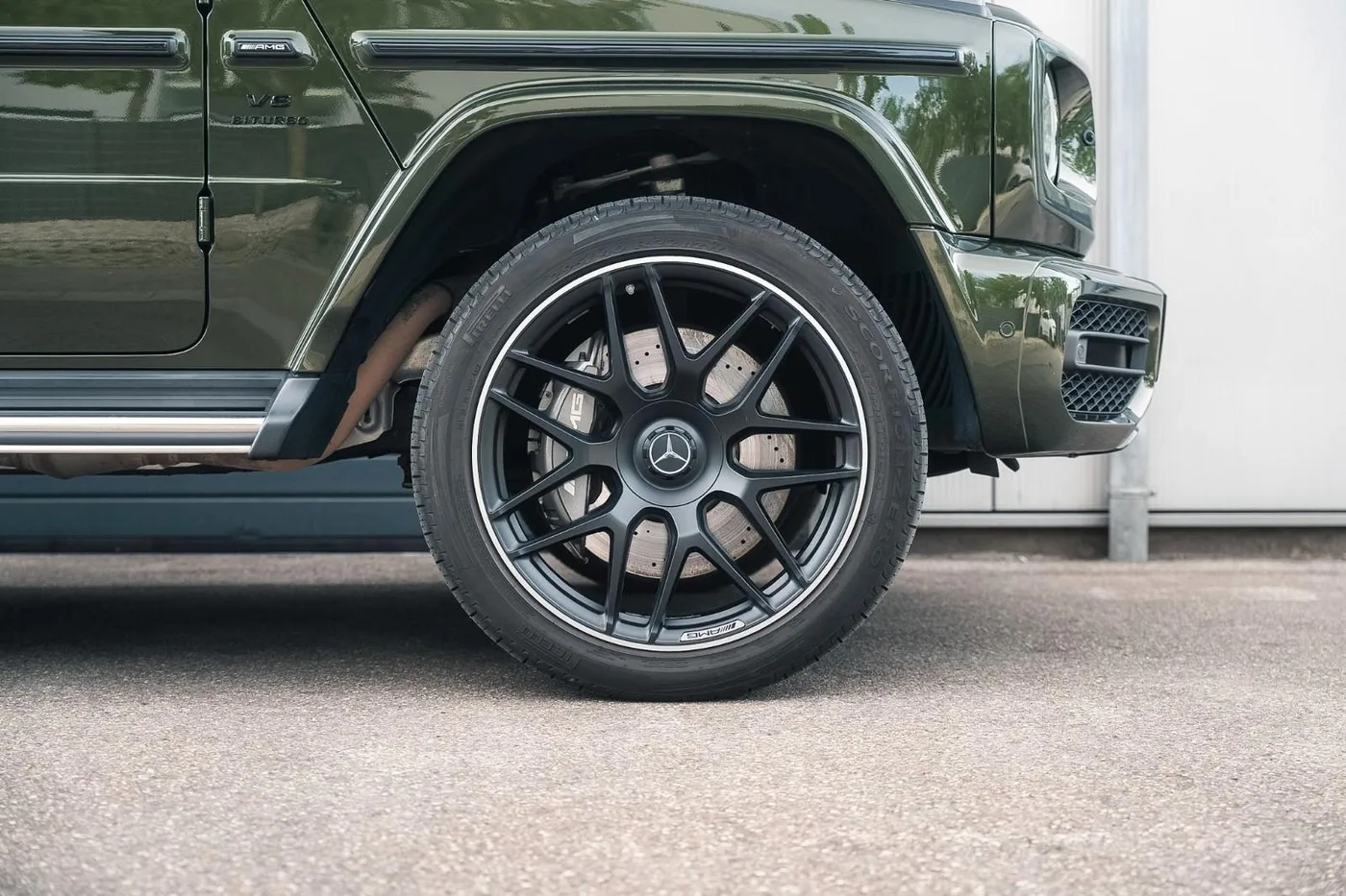 2023 Mercedes-AMG G 63 MANUFAKTUR offered by a supercar dealer in Munich, Germany, photo 7 of 22