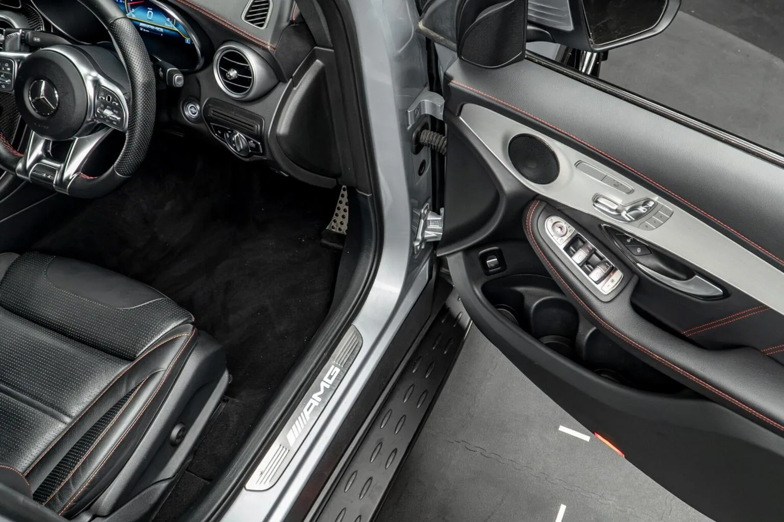 2023 Mercedes-AMG GLC 43 Coupé, 8/27