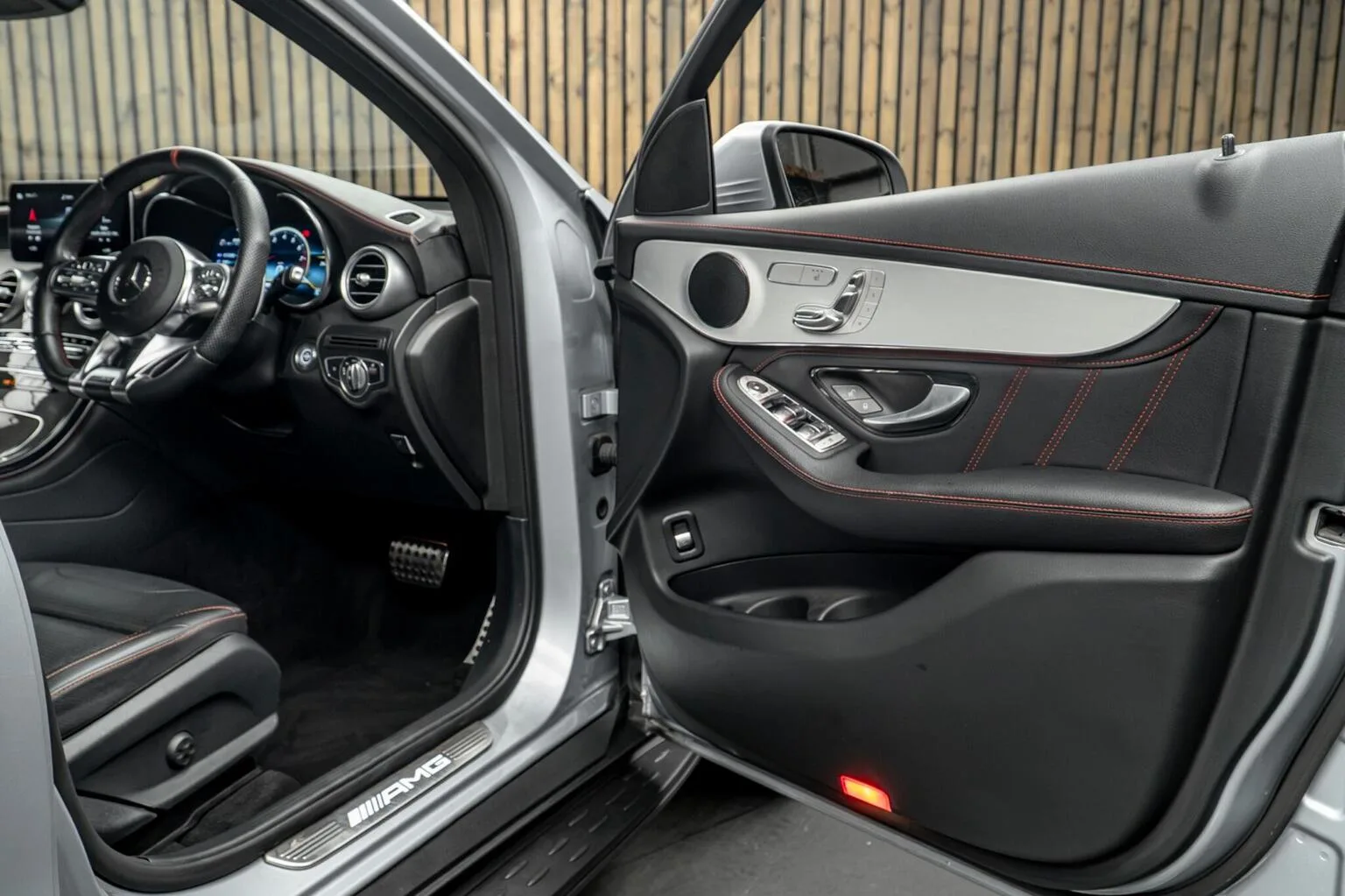 2023 Mercedes-AMG GLC 43 Coupé, 10/27