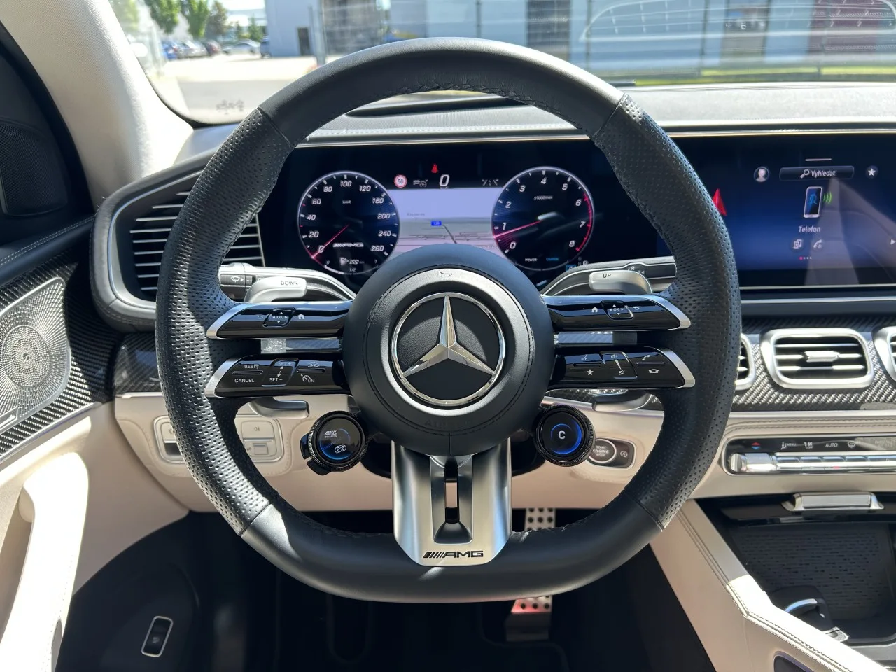 2023 Mercedes-AMG GLE 53 4MATIC+ angeboten von einem Fachhändler in Písek, Tschechien, Foto 13 von 37