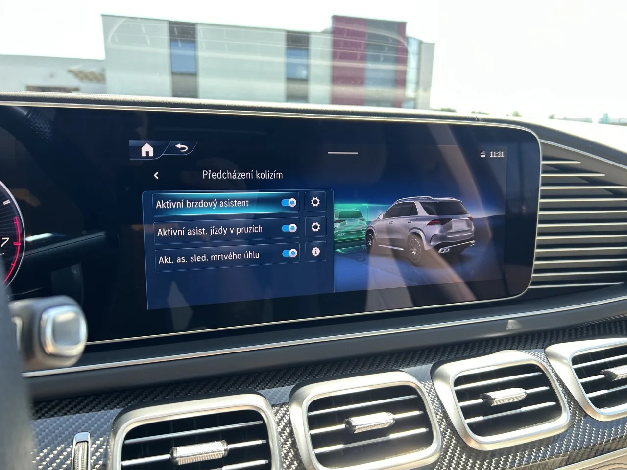2023 Mercedes-AMG GLE 53 4MATIC+ angeboten von einem Fachhändler in Písek, Tschechien, Foto 24 von 37