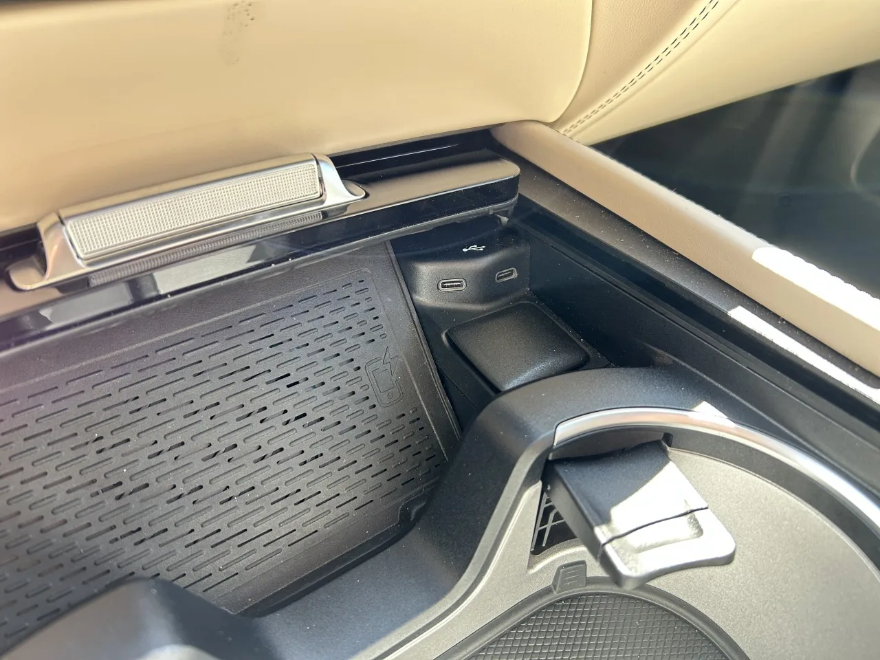 2023 Mercedes-AMG GLE 53 4MATIC+ angeboten von einem Fachhändler in Písek, Tschechien, Foto 27 von 37
