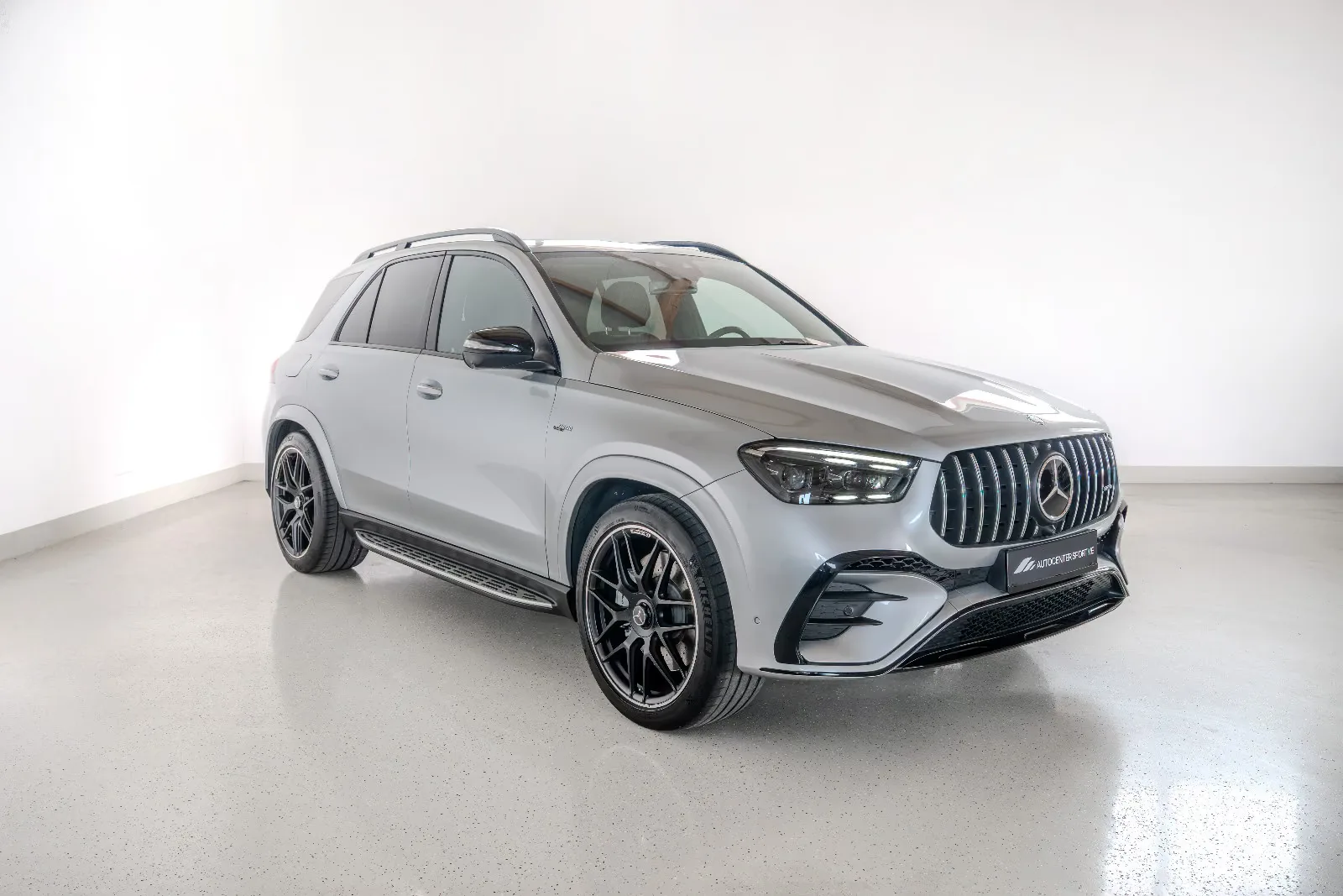 2023 Mercedes-AMG GLE 53 4MATIC+ proposée par un concessionnaire spécialisé à Bad Schussenried, Allemagne, photo principale