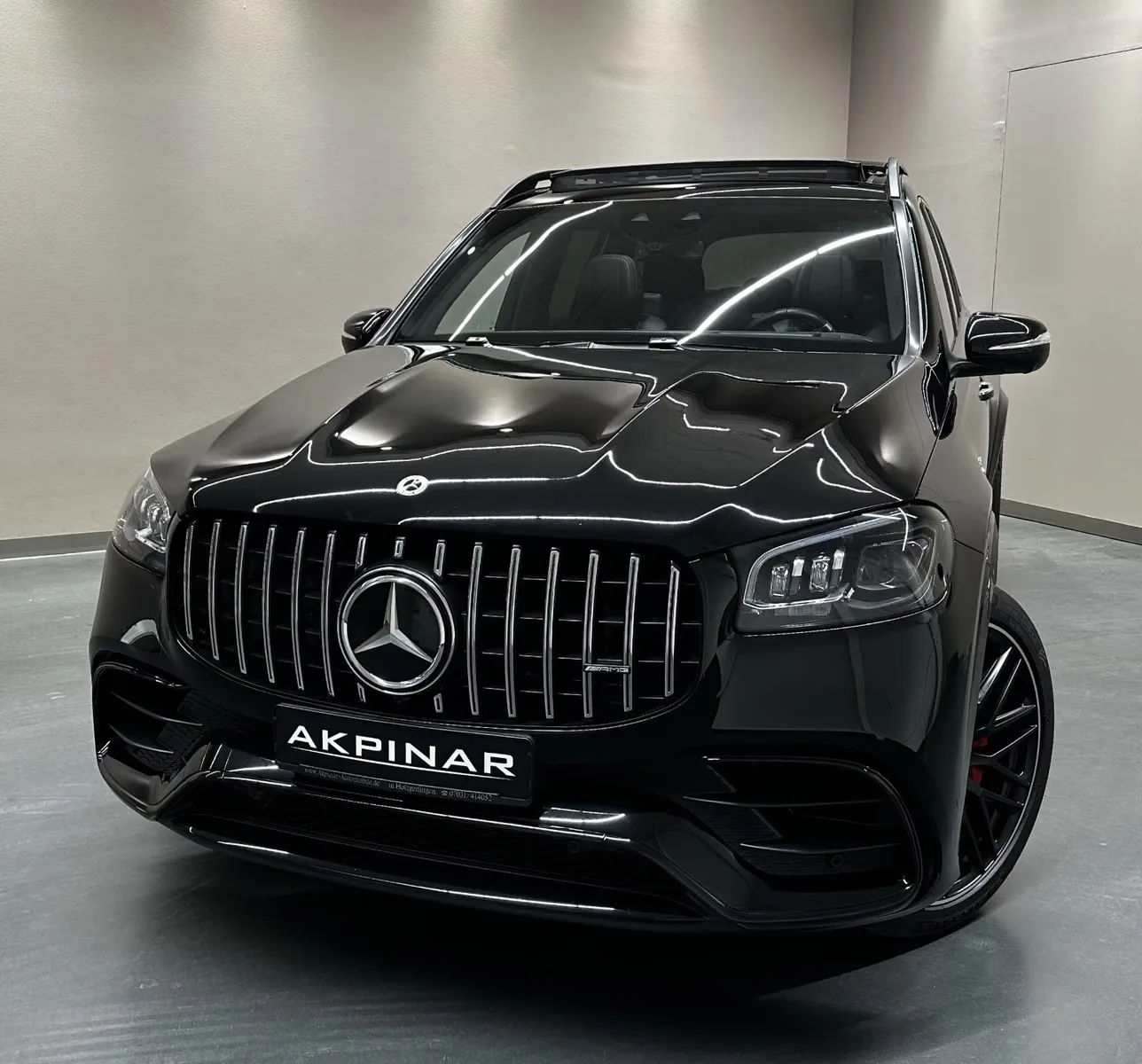 2023 Mercedes-AMG GLS 63, 2/30