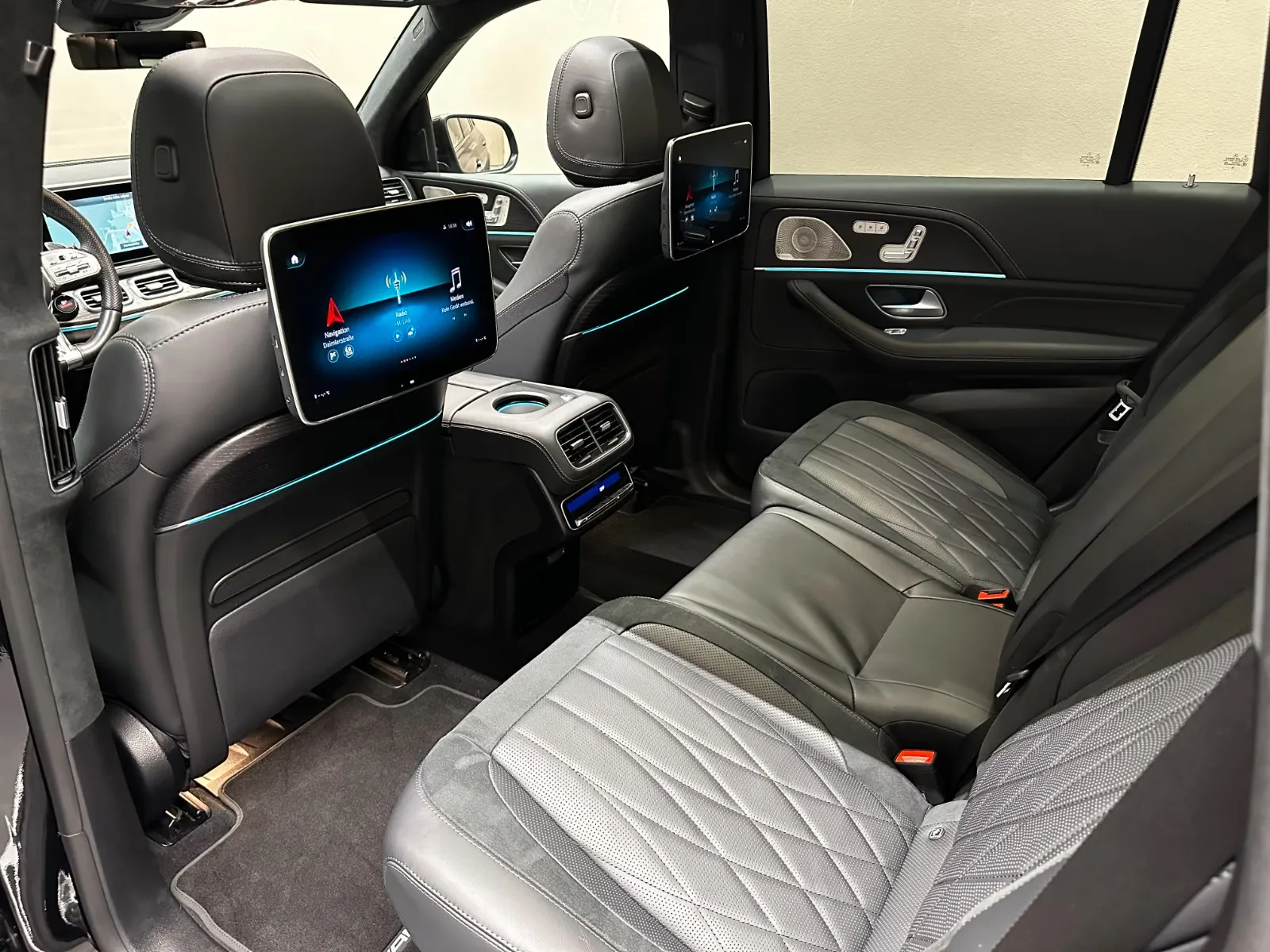 2023 Mercedes-AMG GLS 63, 14/30