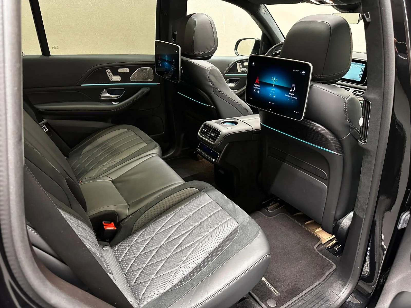 2023 Mercedes-AMG GLS 63, 26/30