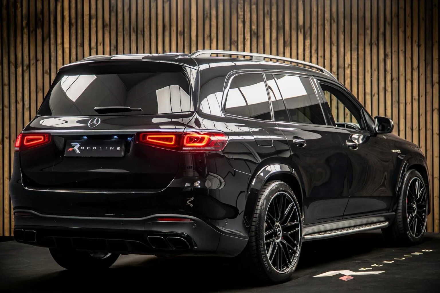 2023 Mercedes-AMG GLS 63 Night Edition, 4/30