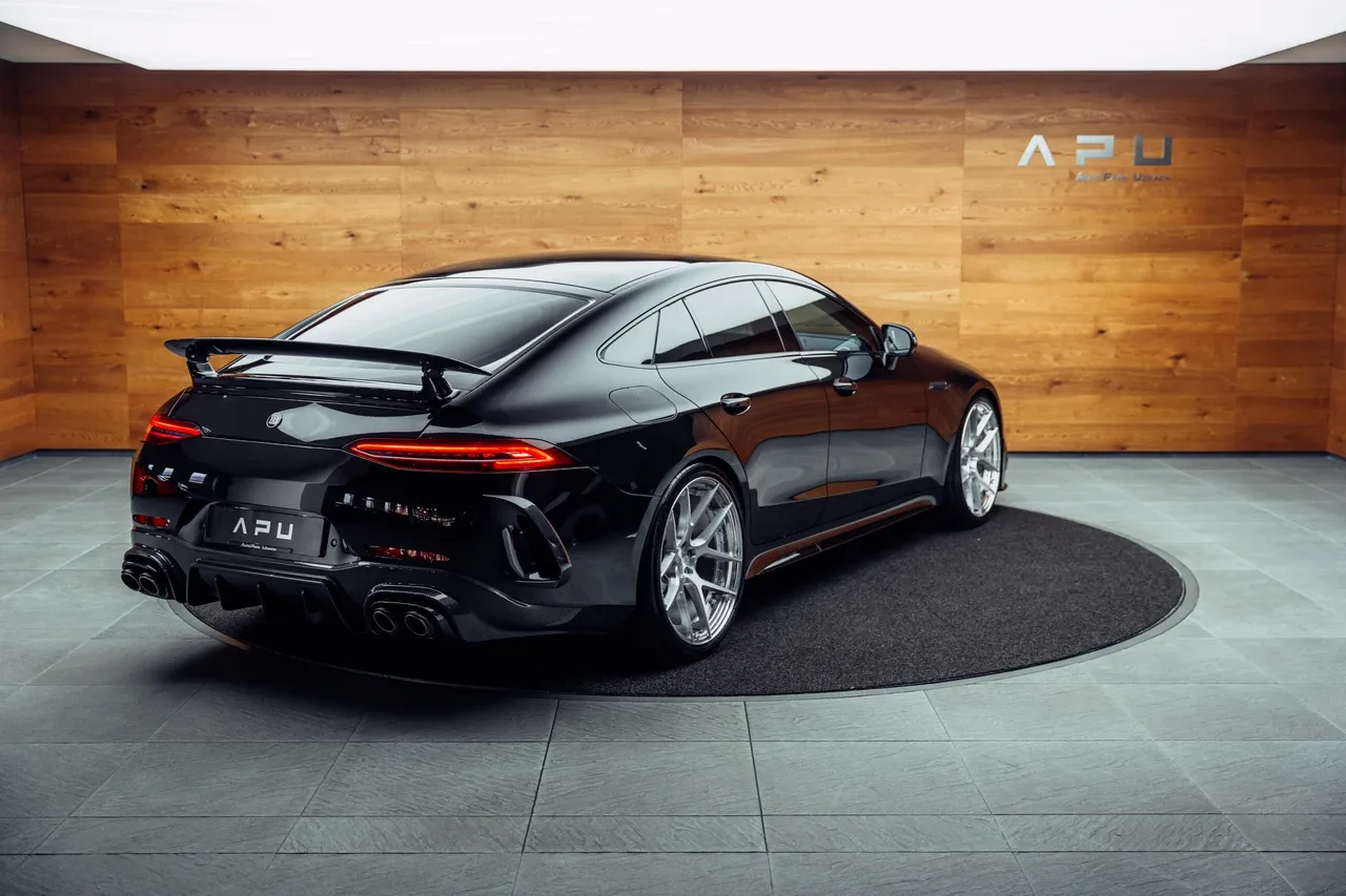2023 Mercedes-AMG GT 63 S 4-Door Coupé proposée par un concessionnaire spécialisé à Uznach, Suisse, photo principale
