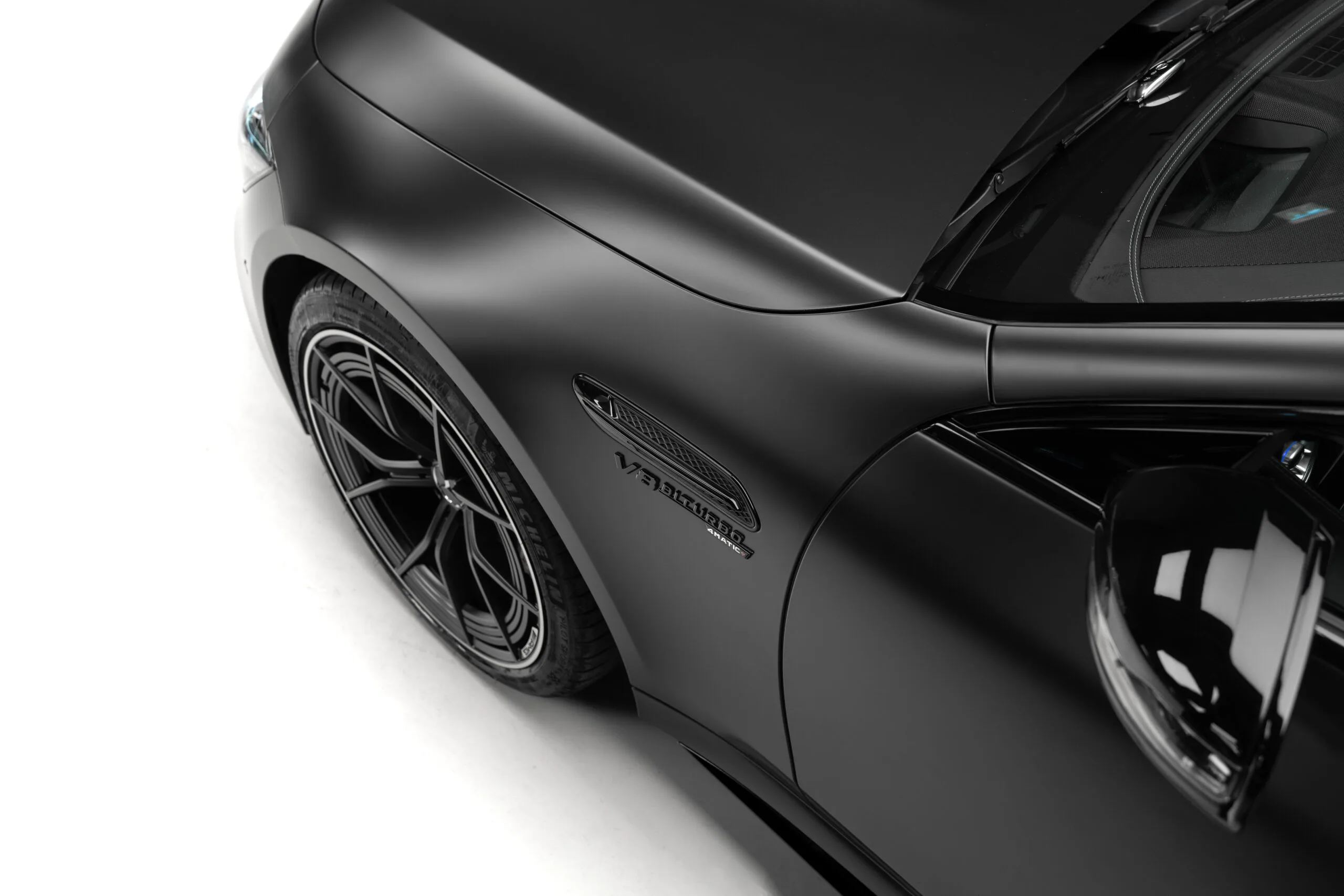 2023 Mercedes-AMG GT 63 S 4-Door Coupé, 7/30