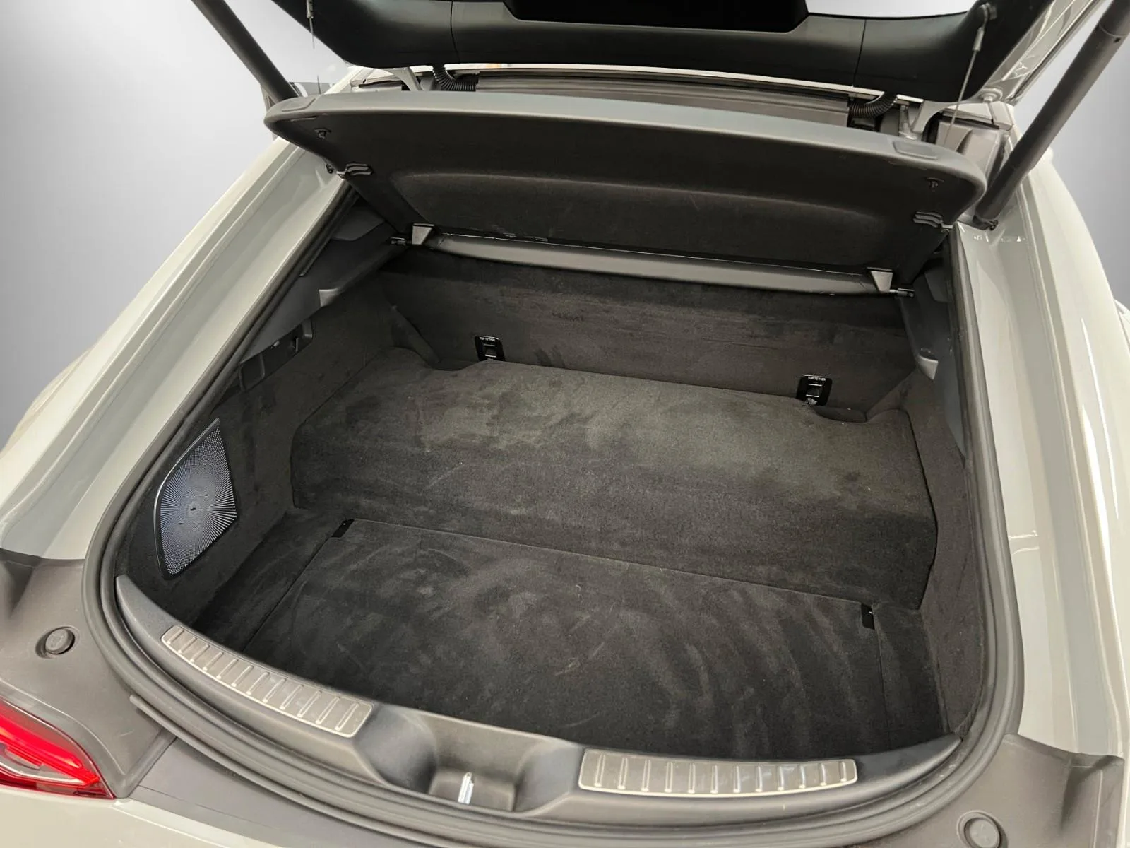 2023 Mercedes-AMG GT 63 S E Performance 4-door, F1 Edition, 26/27