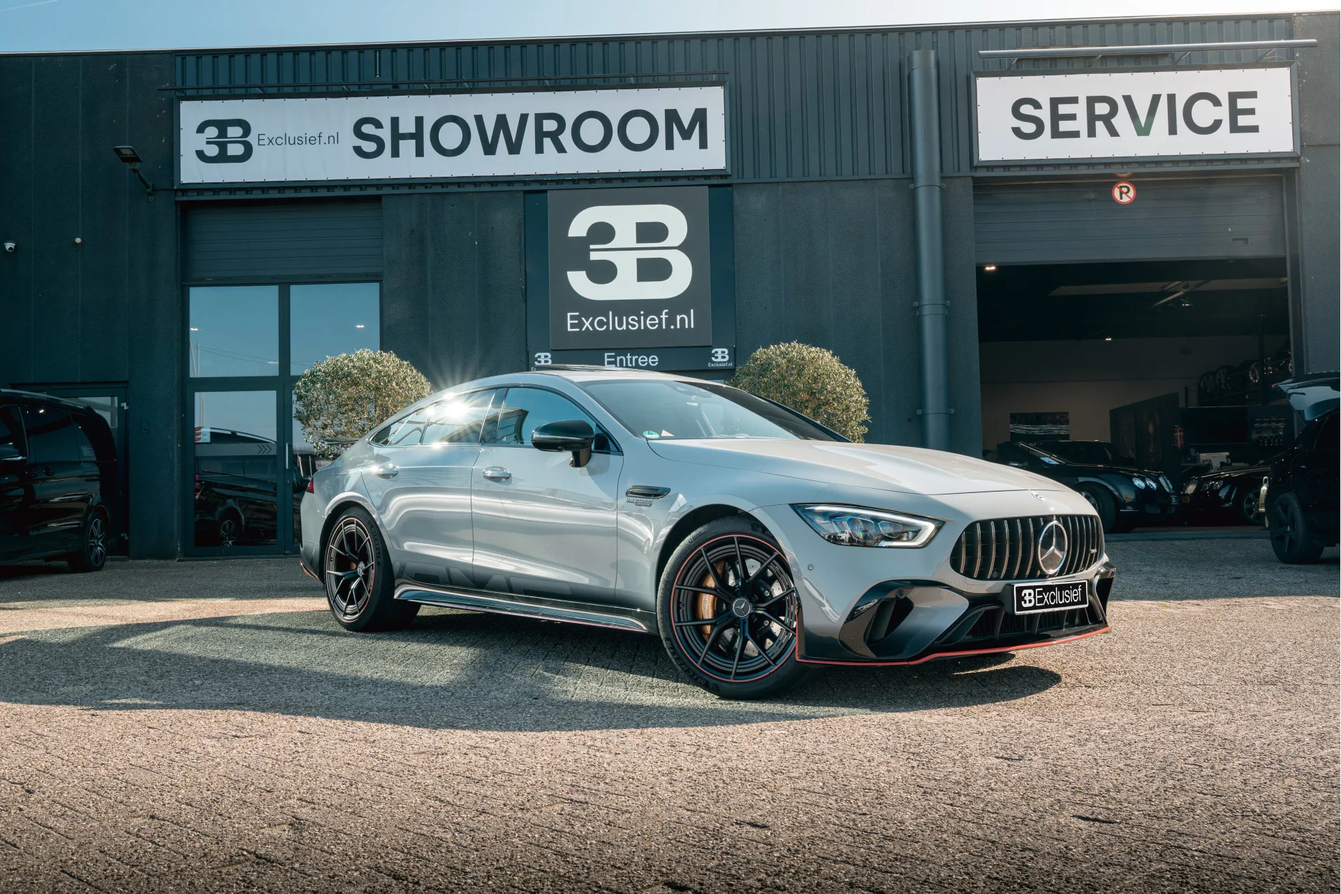 2023 Mercedes-AMG GT 63 S E Performance 4-Door Coupé, 2/30