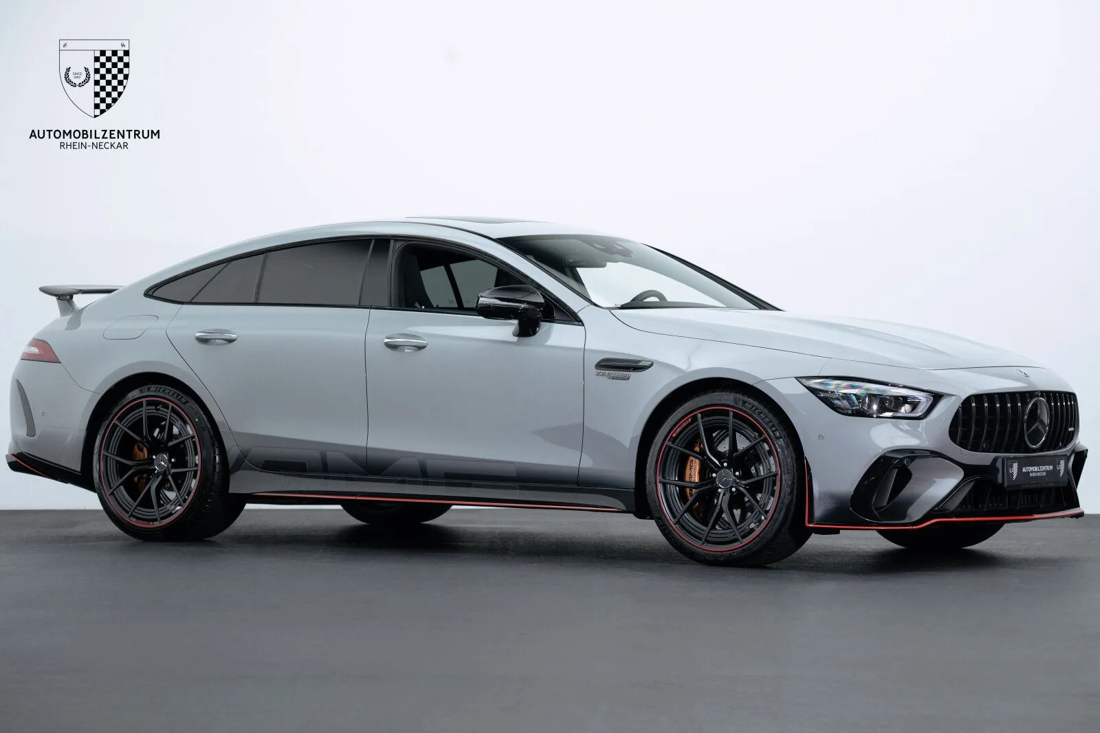 2023 Mercedes-AMG GT 63 S E Performance proposée par un spécialiste de la supercar à Viernheim, Allemagne, photo principale