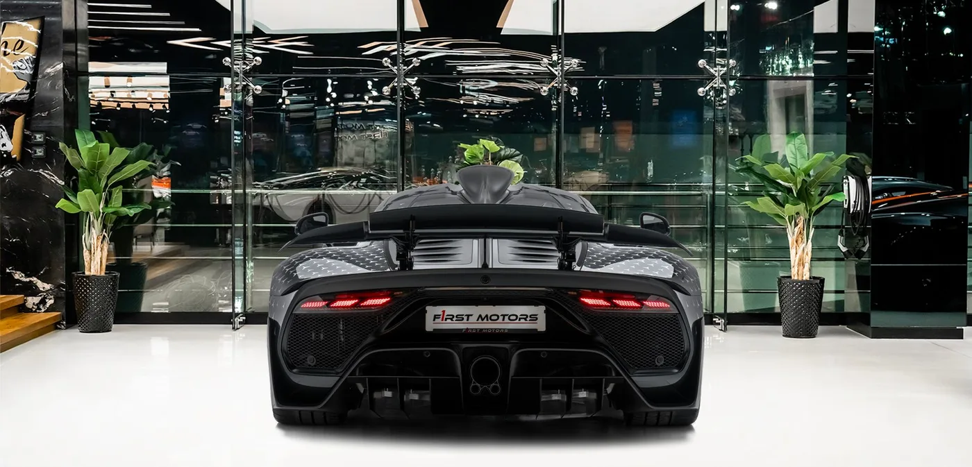 2023 Mercedes-AMG ONE angeboten von einem Fachhändler in Dubai, Vereinigte Arabische Emirate, Außenansicht 4