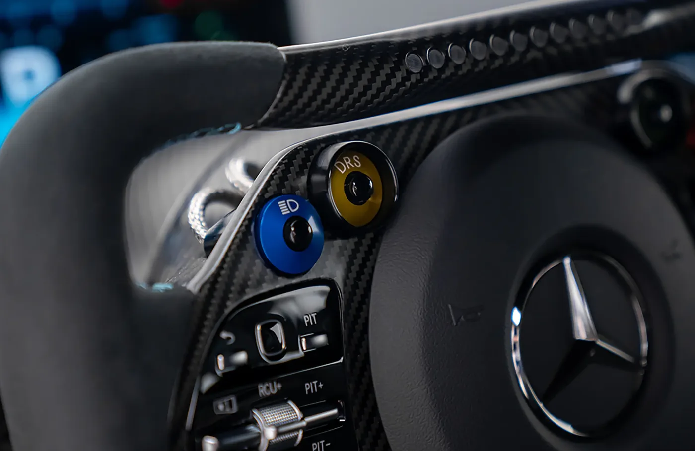2023 Mercedes-AMG ONE angeboten von einem Fachhändler in Dubai, Vereinigte Arabische Emirate, Foto 8 von 10