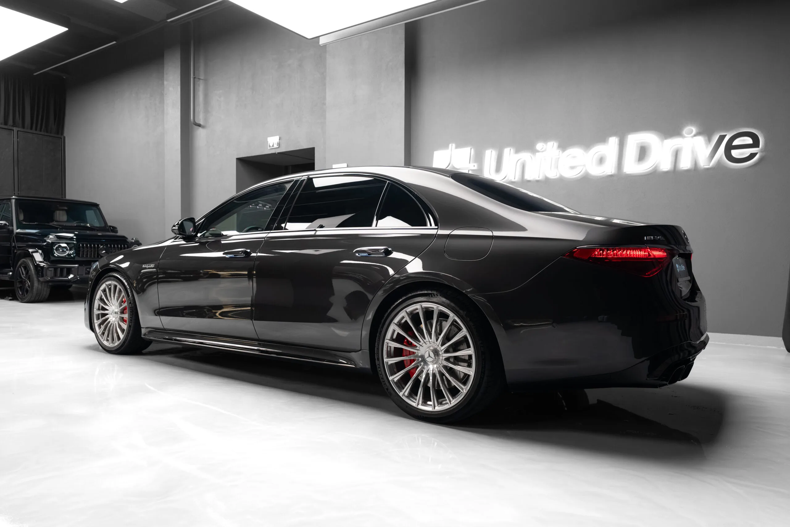 2023 Mercedes-AMG S 63 E Performance, 8/30