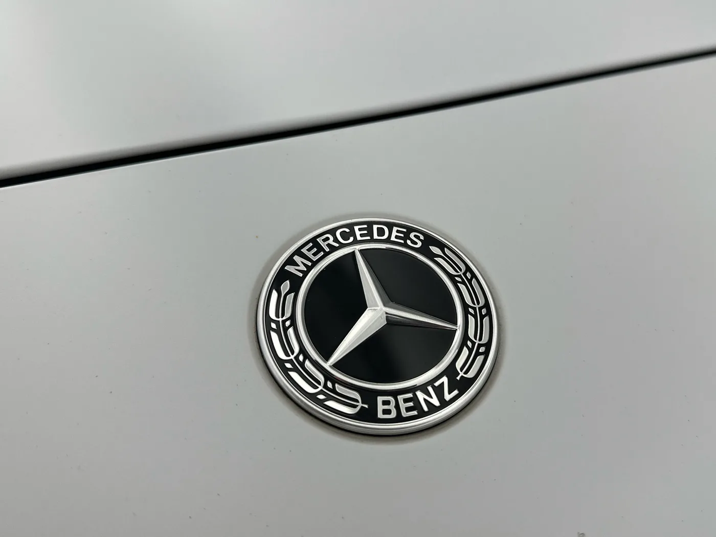 2023 Mercedes-AMG SL 43 Premium Plus offered by a franchised dealer group in Hatfield, United Kingdom, photo 14 of 25