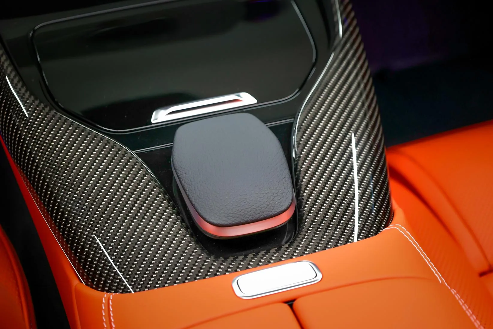 2023 Mercedes-AMG SL 55, 19/23