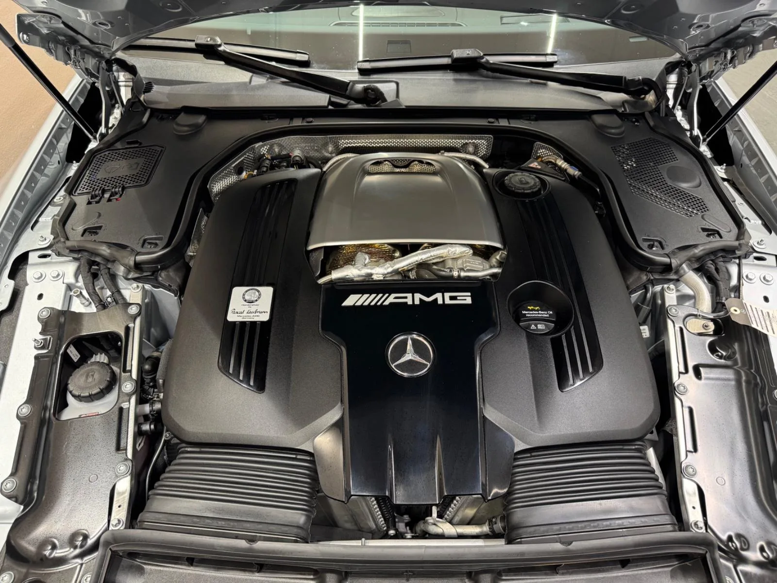 2023 Mercedes-AMG SL 63 Motorsport Collectors Edition, 9/23