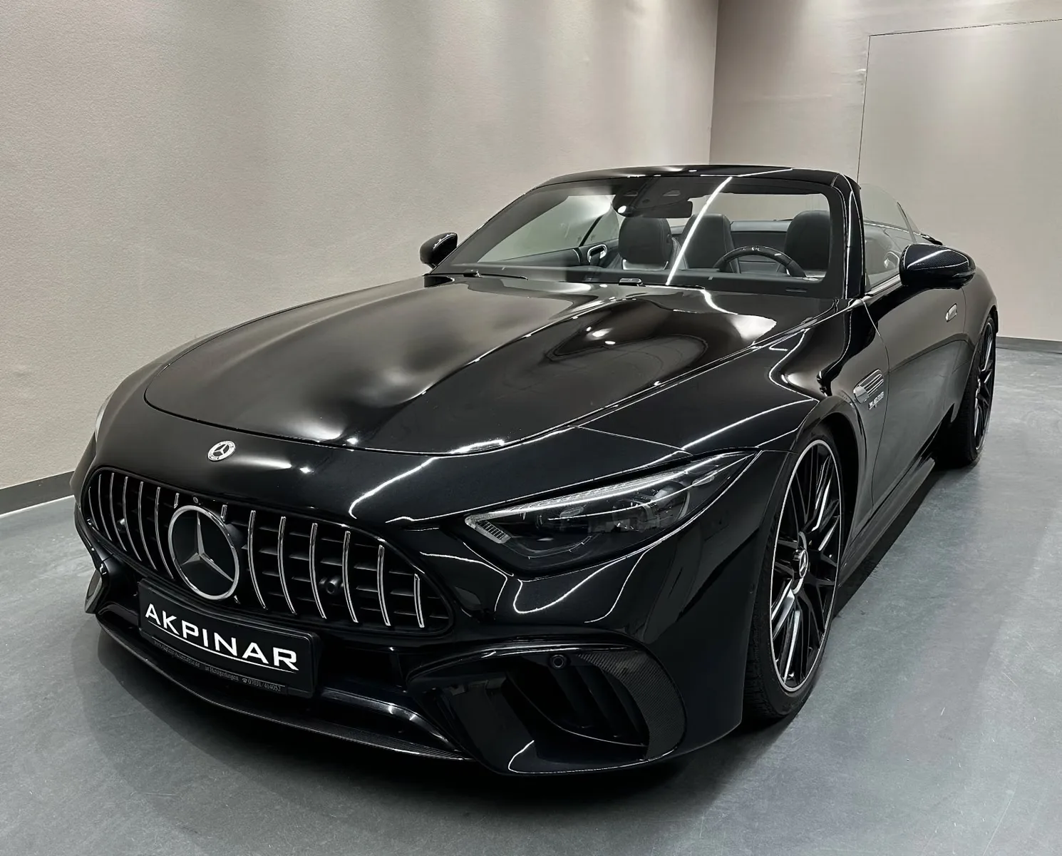 2023 Mercedes-AMG SL 63 angeboten von einem Fachhändler in Holzgerlingen, Deutschland, Hauptfoto
