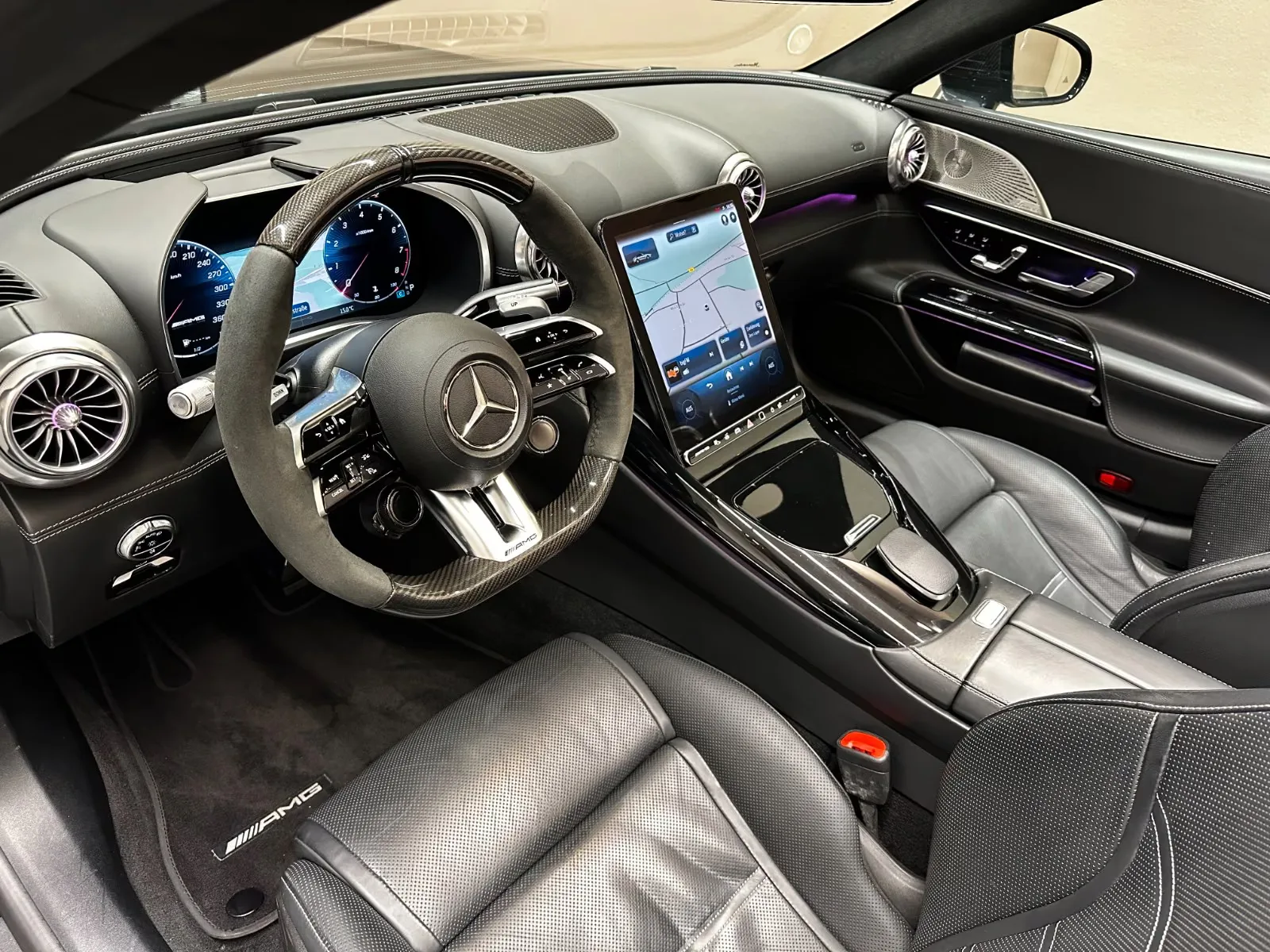 2023 Mercedes-AMG SL 63, 13/28