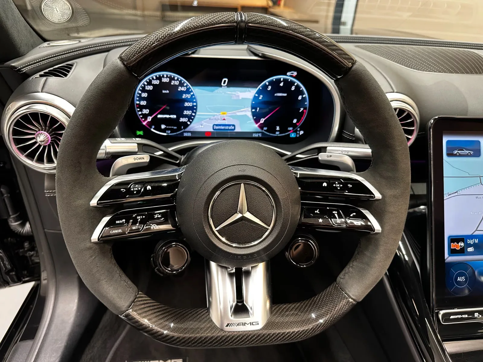 2023 Mercedes-AMG SL 63, 14/28