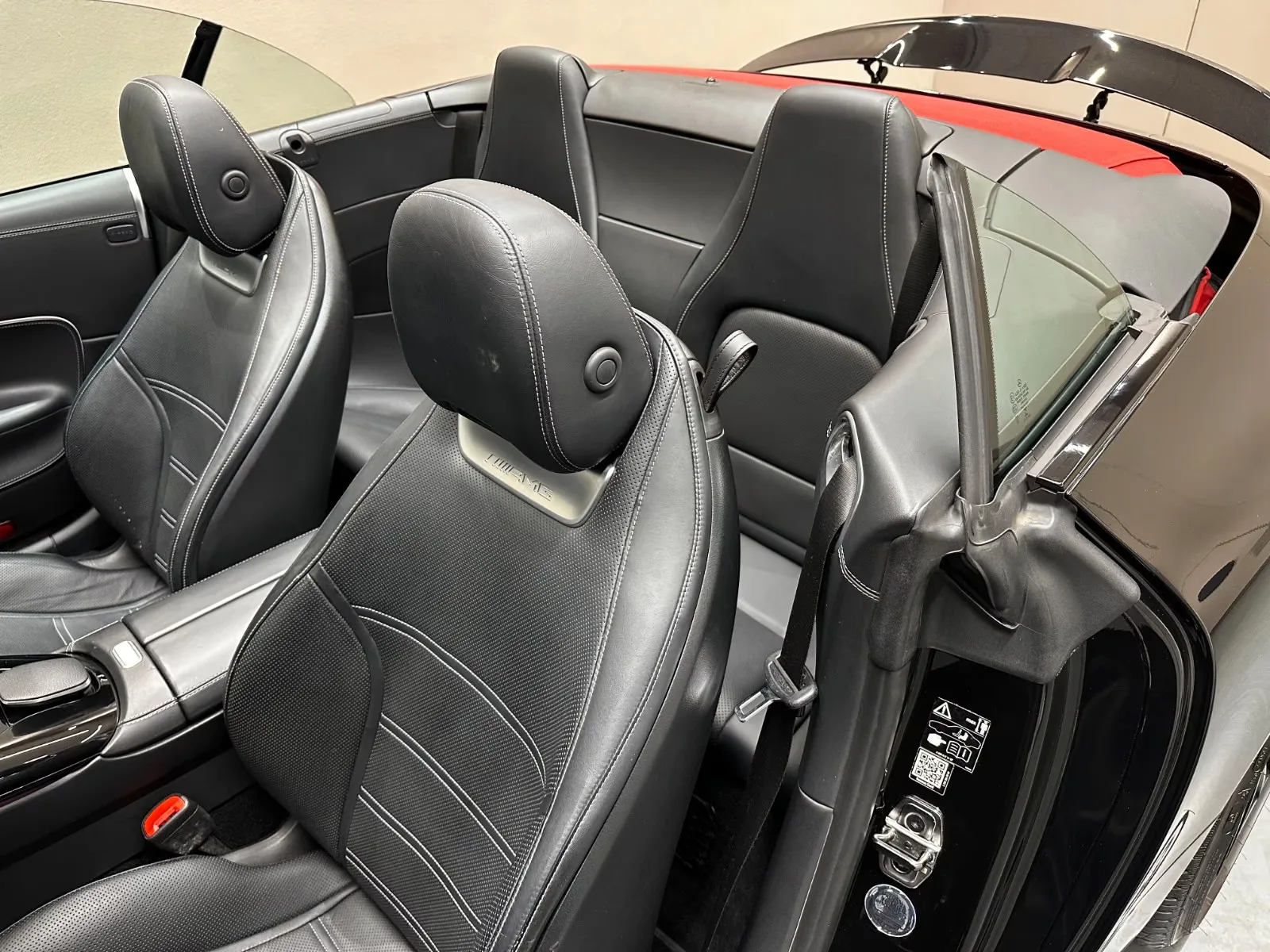 2023 Mercedes-AMG SL 63, 15/28