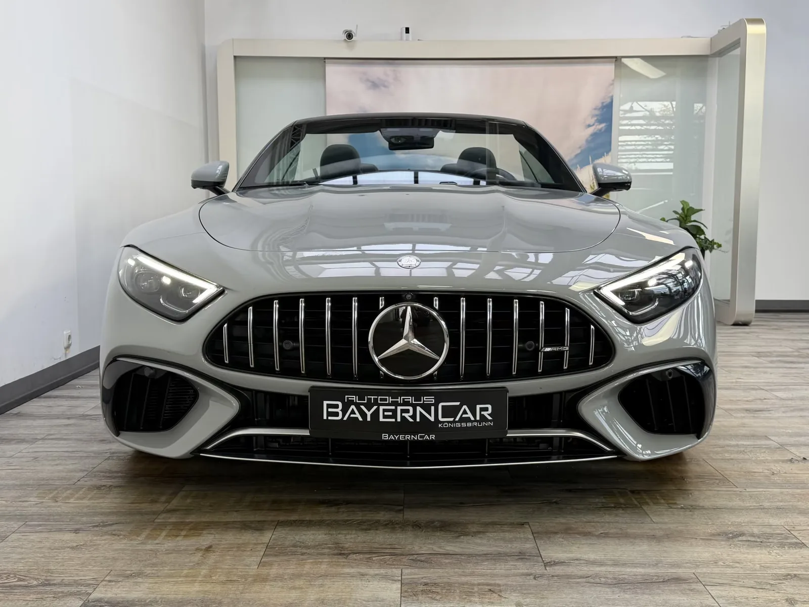 2023 Mercedes-AMG SL 63, 2/30