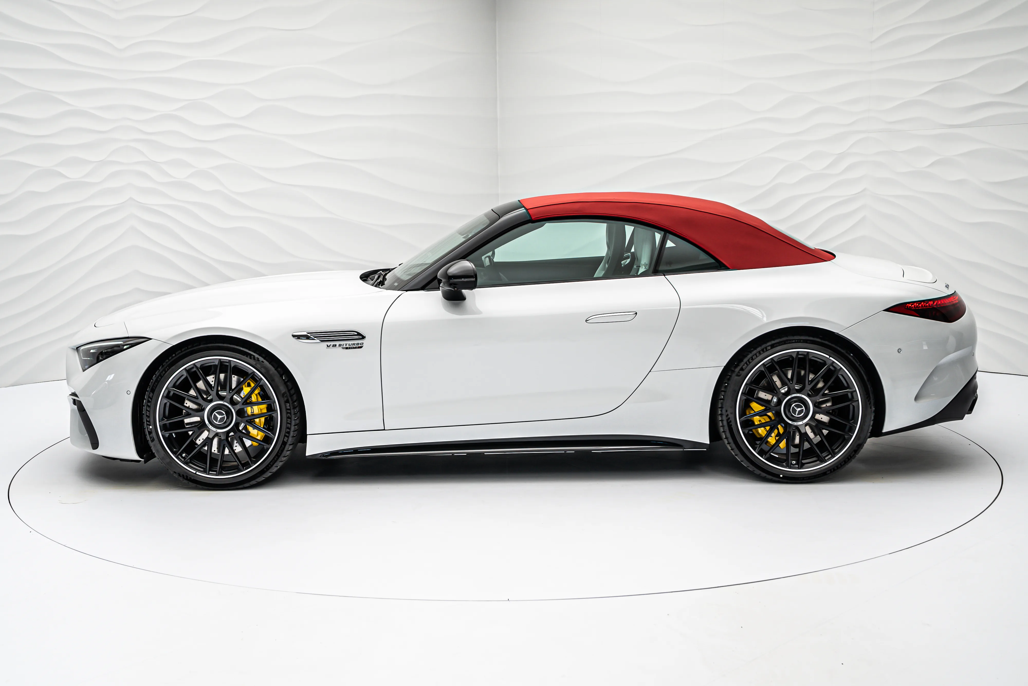 2023 Mercedes-AMG SL 63 4MATIC+, 4/20