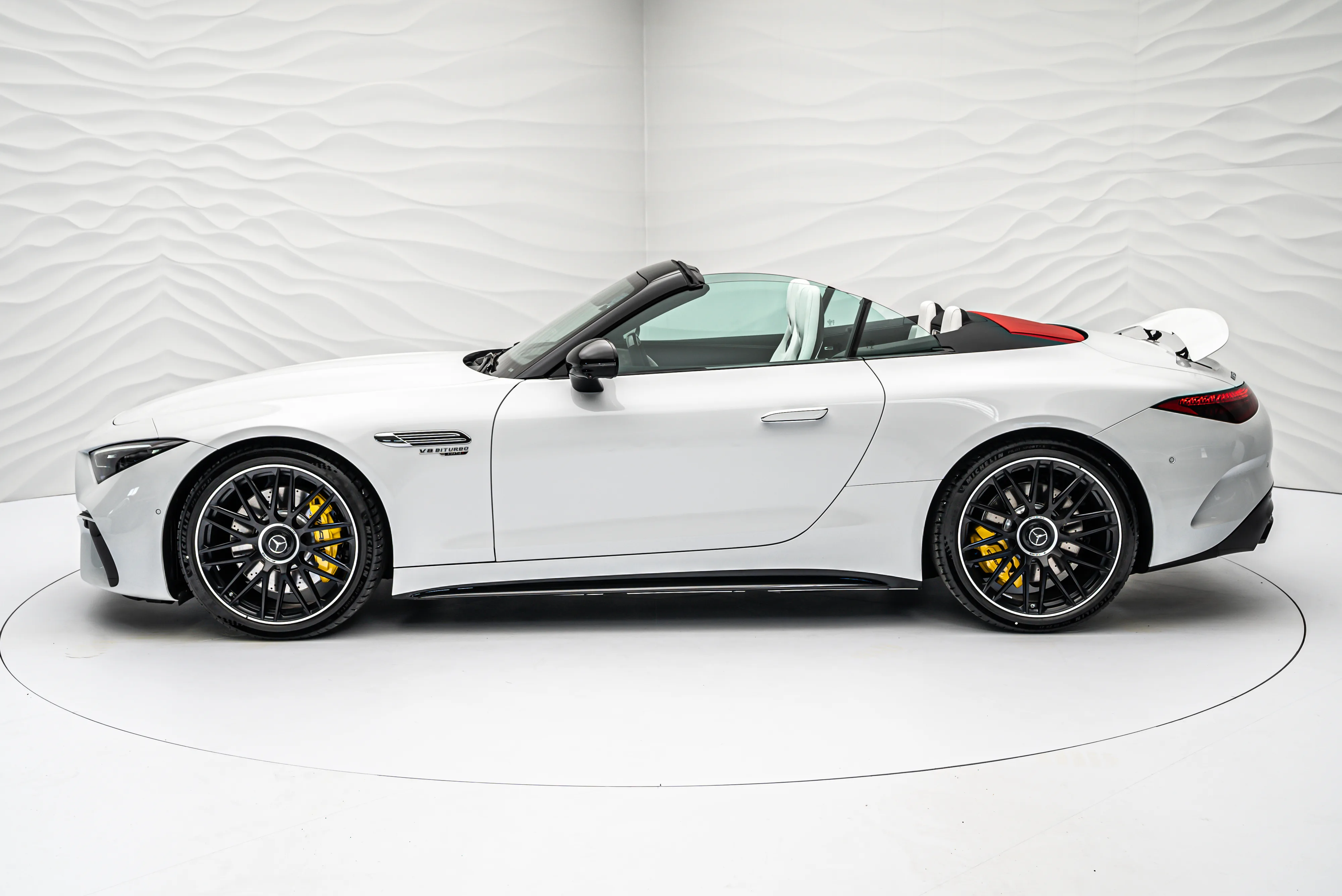 2023 Mercedes-AMG SL 63 4MATIC+, 5/20