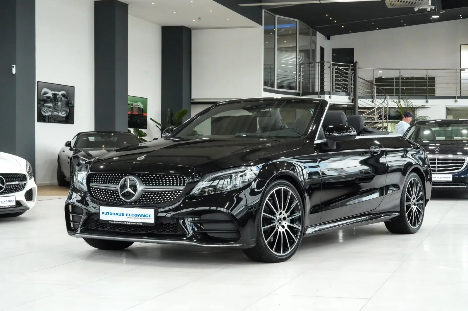 2023 Mercedes-Benz C 180 Cabriolet angeboten von einem Fachhändler in Köln, Deutschland, Hauptfoto
