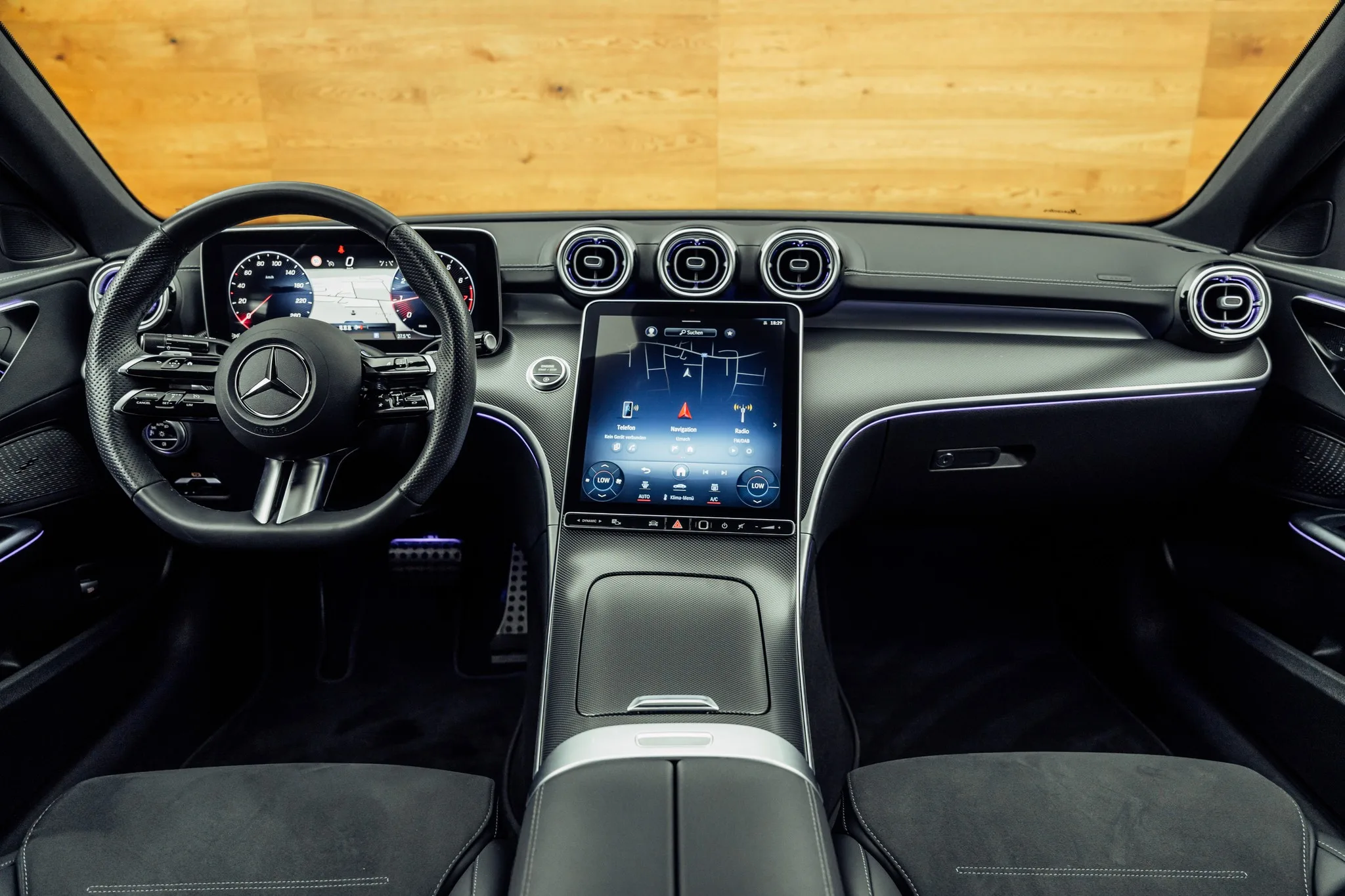 2023 Mercedes-Benz C 300, 6/18