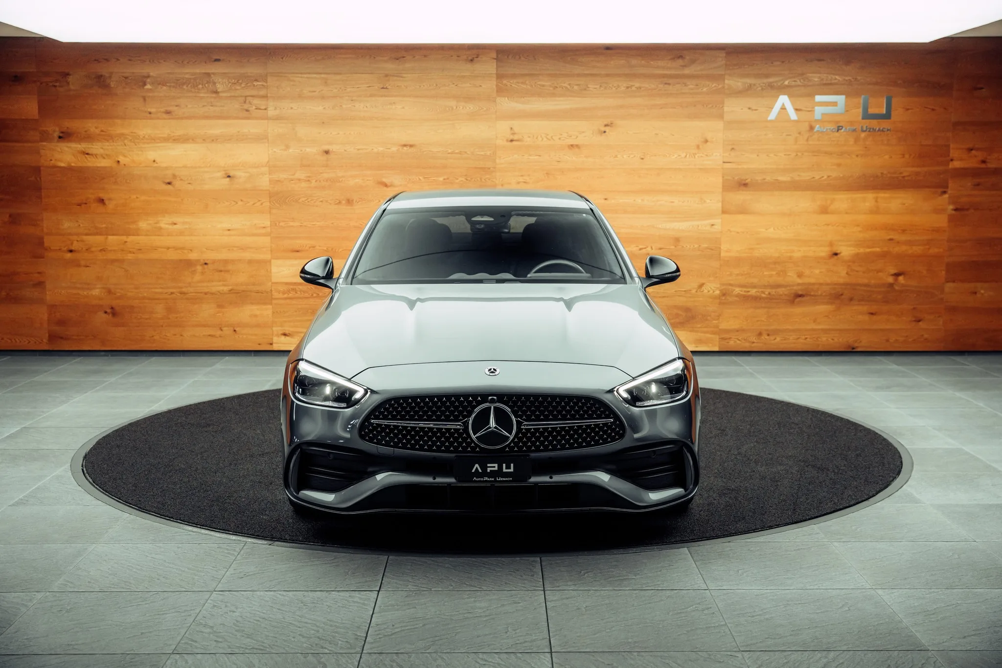 2023 Mercedes-Benz C 300, 15/18