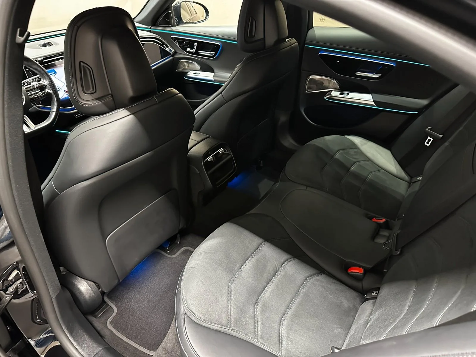 2023 Mercedes-Benz E 220 d AMG Line, Night package, 11/23