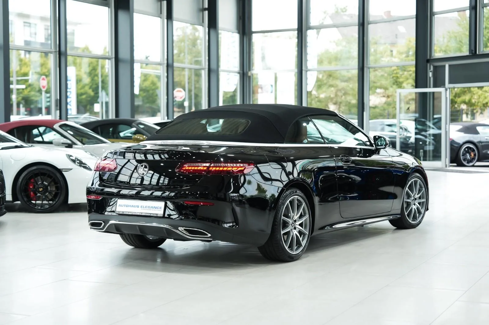 2023 Mercedes-Benz E 220 d Cabriolet, AMG Line, 26/30