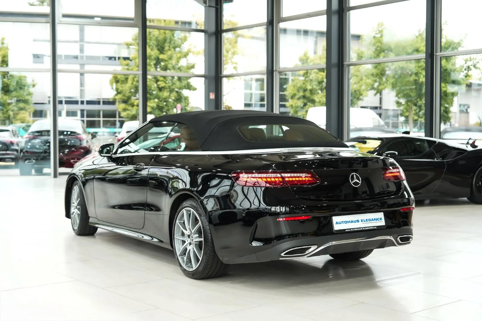 2023 Mercedes-Benz E 220 d Cabriolet, AMG Line, 27/30