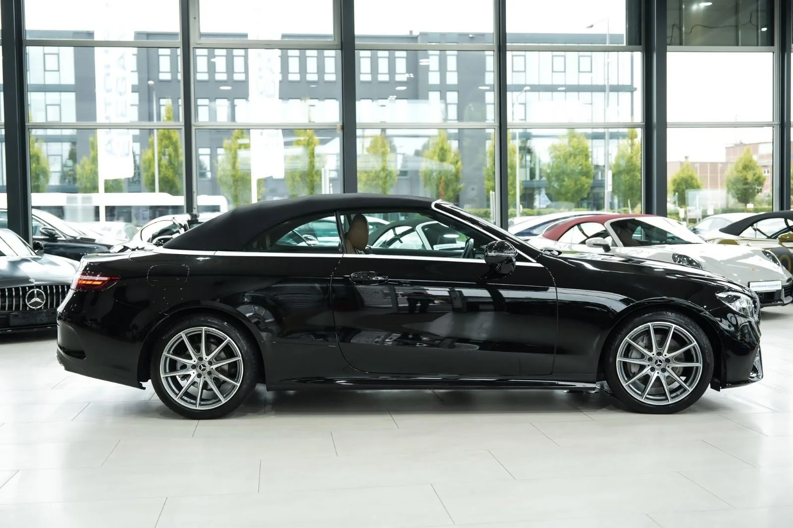 2023 Mercedes-Benz E 220 d Cabriolet, AMG Line, 30/30