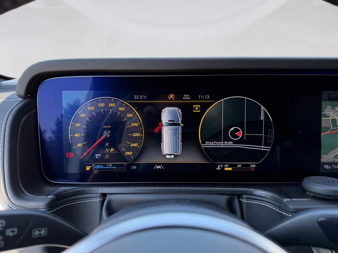 2023 Mercedes-Benz G 400 d offered by a specialist dealer in Singen, Germany, photo 14 of 15