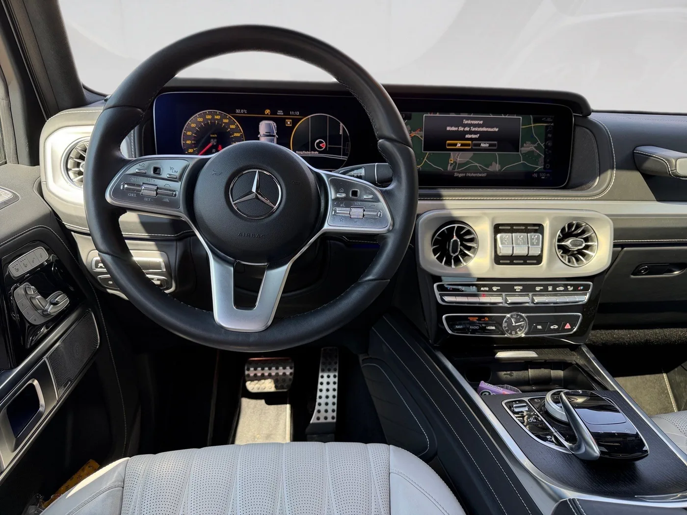 2023 Mercedes-Benz G 400 d offered by a specialist dealer in Singen, Germany, photo 15 of 15