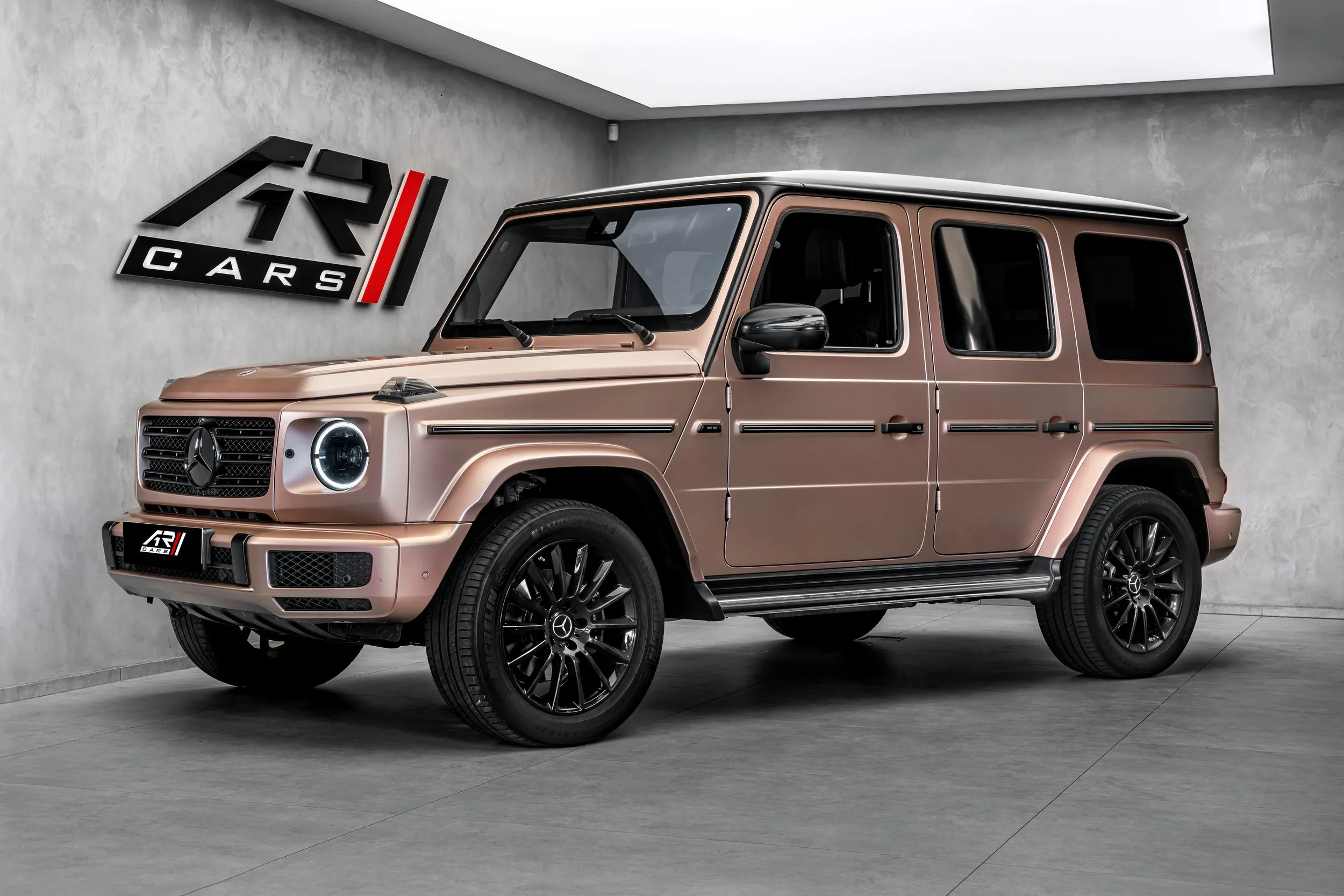 2023 Mercedes-Benz G 500 offered by a specialist dealer in Ostrava, Czechia, main photo
