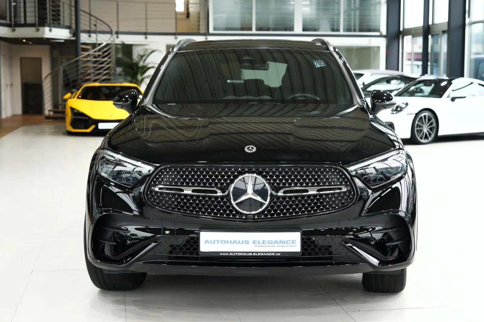 2023 Mercedes-Benz GLC 300 d 4MATIC, AMG Line, 4/22