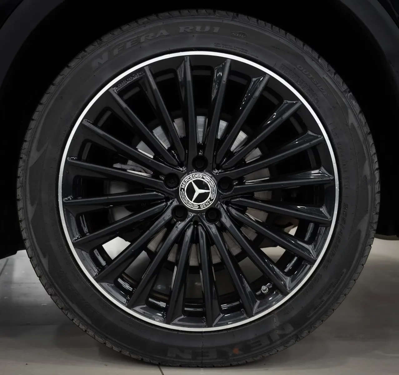 2023 Mercedes-Benz GLC 300 d 4MATIC, AMG Line, 10/22