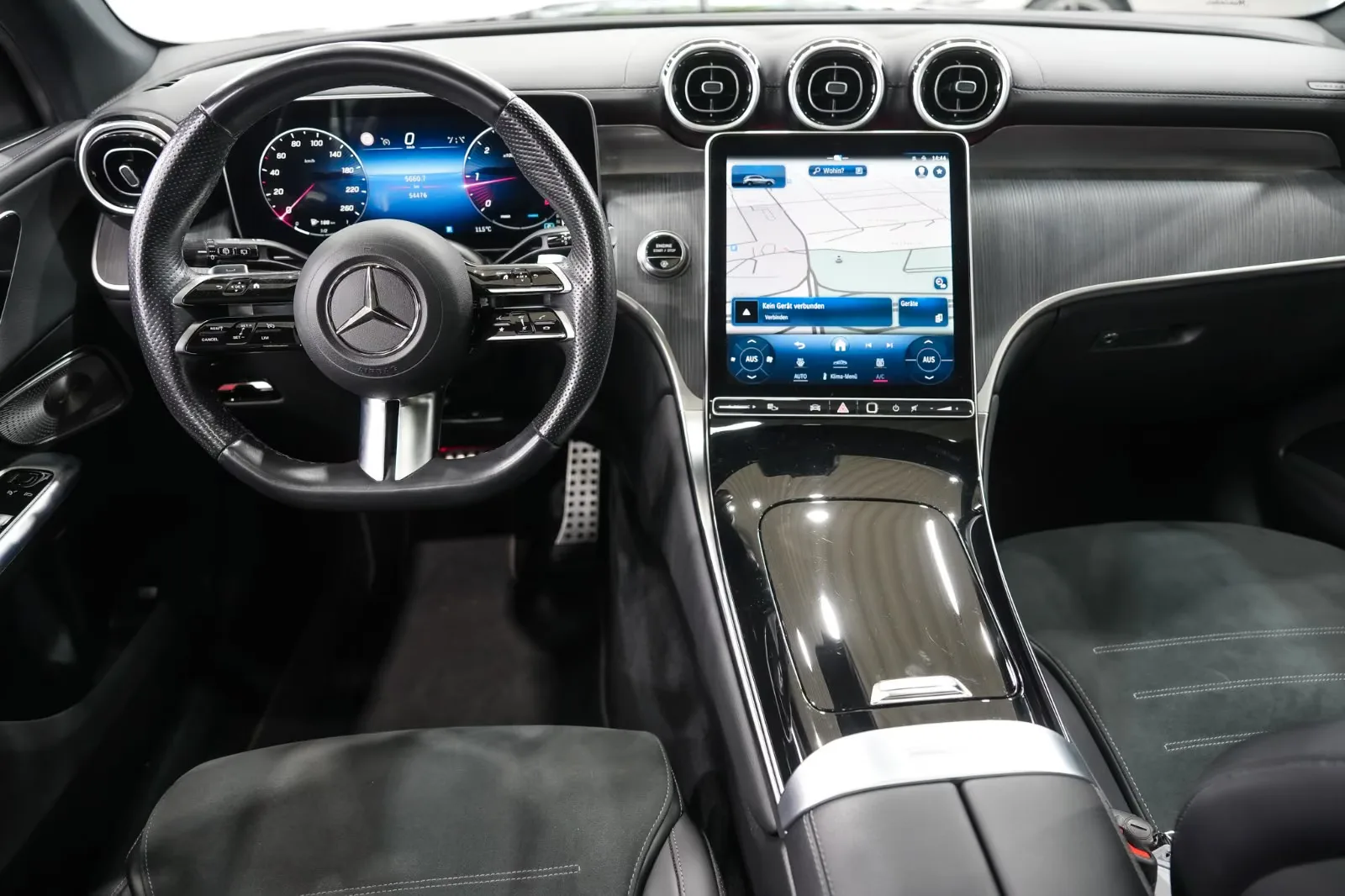 2023 Mercedes-Benz GLC 300 d 4MATIC, AMG Line, 13/22