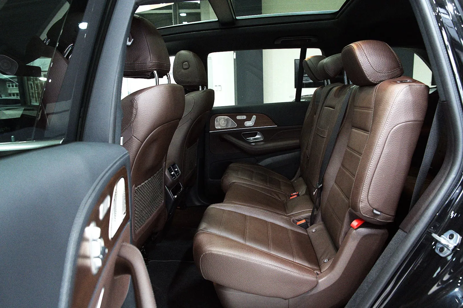2023 Mercedes-Benz GLS 580, 12/30
