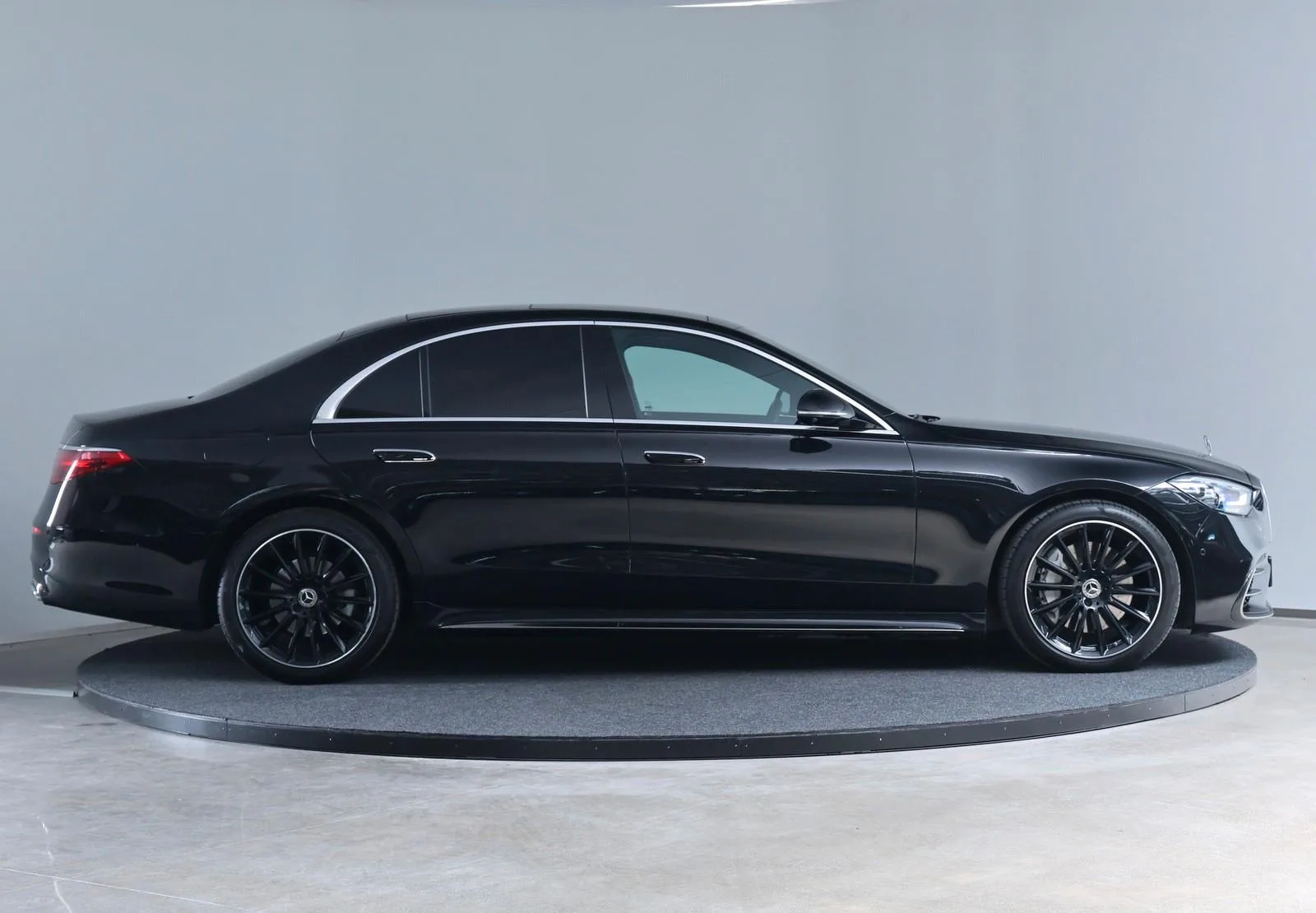 2023 Mercedes-Benz S 350 d 4MATIC, AMG Line, 6/28